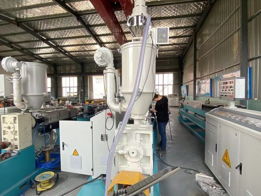 Van de de Uitdrijvingsmachine van de hoge snelheids Automatische Enige Muur Golfpijp de Slangbuis