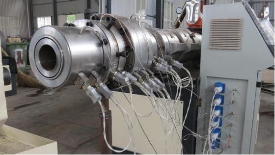 Van de Buispvc van de hoog rendement de Plastic Elektriciteit Lijn die van de de Pijpuitdrijving Machine maken