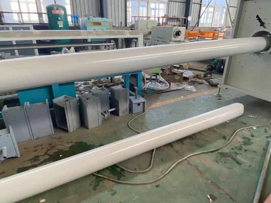 Kunststof PVC-pijpextrudermachine Automatisch voor watervoorzieningsdrainage