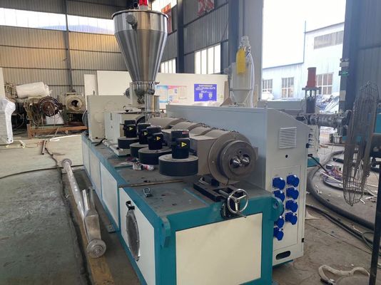 Conische dubbele schroef PVC-buis extrusielijn voor watertoevoerafvoer