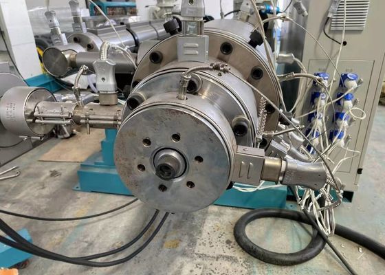 200mm HDPE PE het Plastic Hoge rendement van de Pijpproductielijn