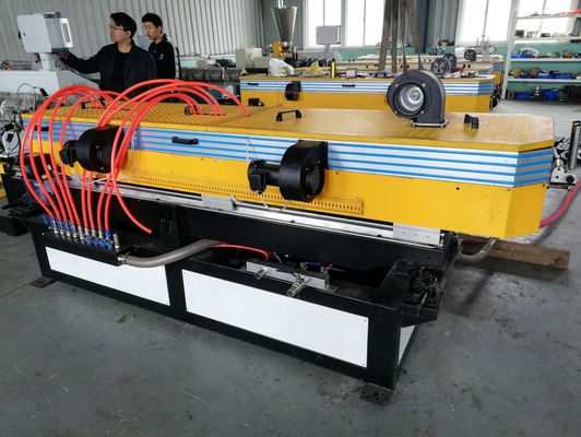 Plastic pvc-PE pp Golf de Productielijn Enige Schroef 40kg/H van de Pijpuitdrijving