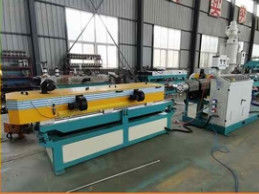 HDPE 110mm Enige Muur Golf de Uitdrijvingslijn van de Pijpextruder